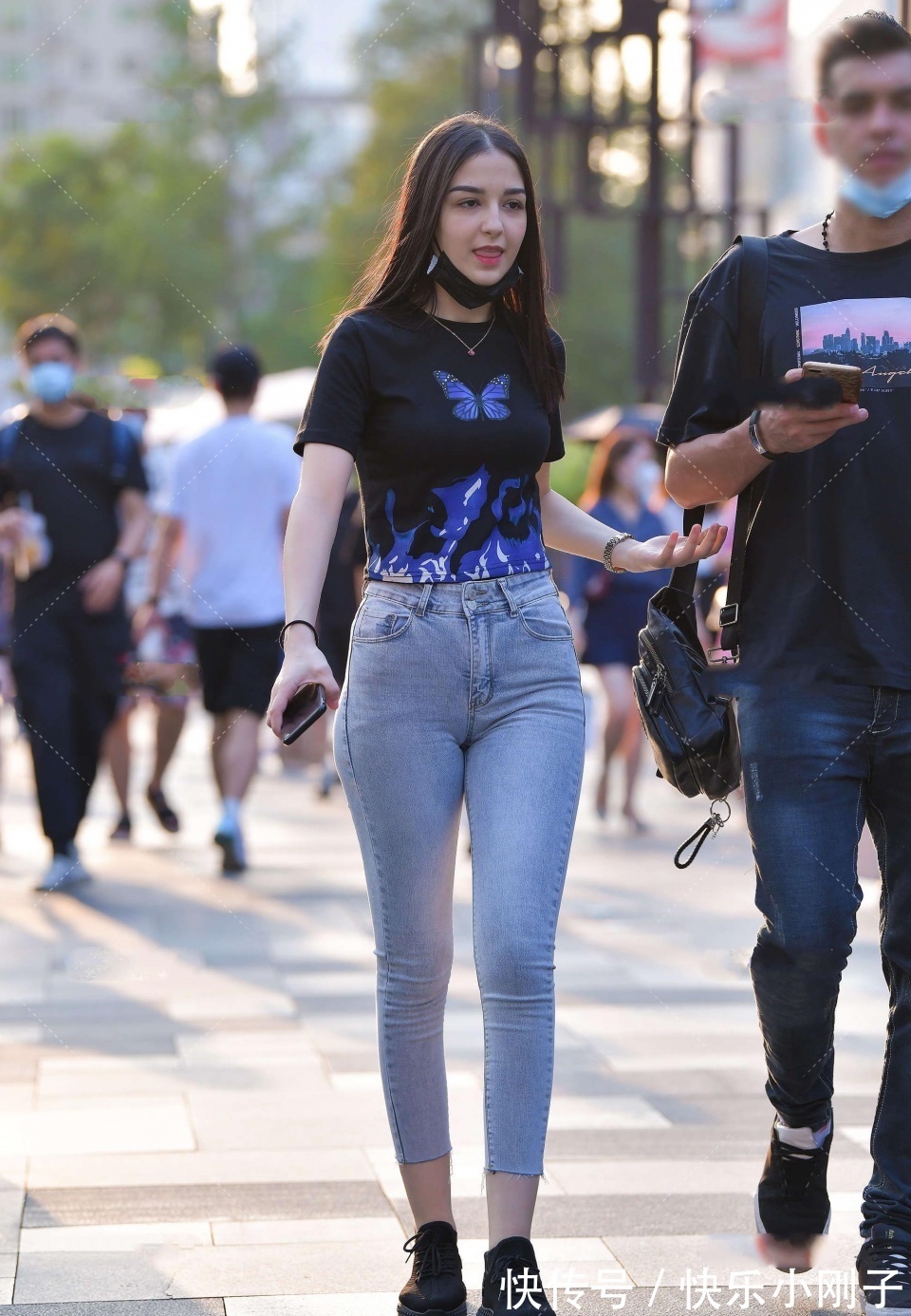 老家|好内向的美女，贤妻良母，如果能把她带回老家结婚，会有面子的