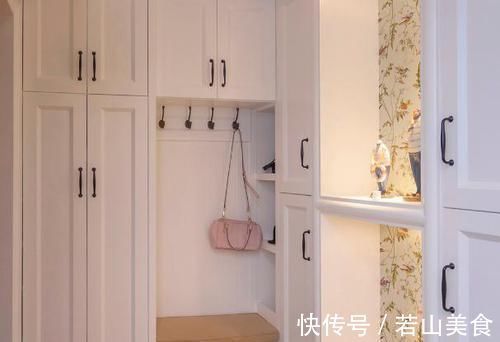 平行式|玄关处别再傻乎乎做鞋柜了试试这几种设计,100双鞋子都放得下