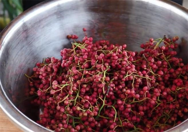 花椒油|家庭自制花椒油,详细做法配方教会你,又香又麻,比买的还香