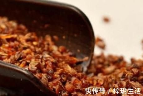 糖尿病|它堪称天然的植物胰岛素,喝水扔一点,让血糖“乖乖”降下来