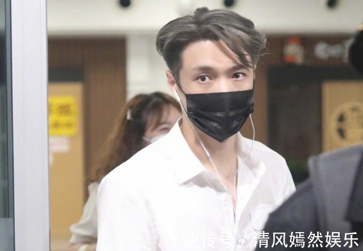 紧身衣|《街舞4》王一博张艺兴路透帅气十足，刘宪华在线征集战队名