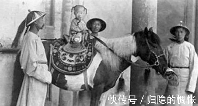 宝刀@老人500万出售祖传宝刀,专家失望指责,老人:你们没资格指责我