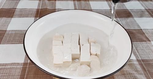 蒸鸡蛋羹|豆腐加鸡蛋这样做,美味又营养,比大虾还滑嫩,比吃大肉还解馋