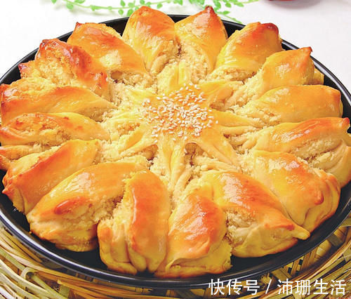 早餐试试这样做，比吃馅饼还香，层层包裹着馅料，孩子再也不挑食