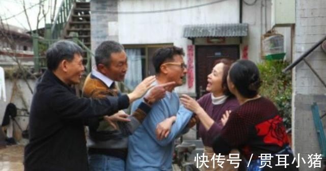 弊端|“你剁肉影响到我孙子午休了”,奶奶上门质问,邻居的做法很解气