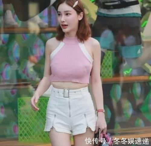 时尚 美目盼兮的小姐姐,一件粉色背心配白色短裤,时尚性感迷人