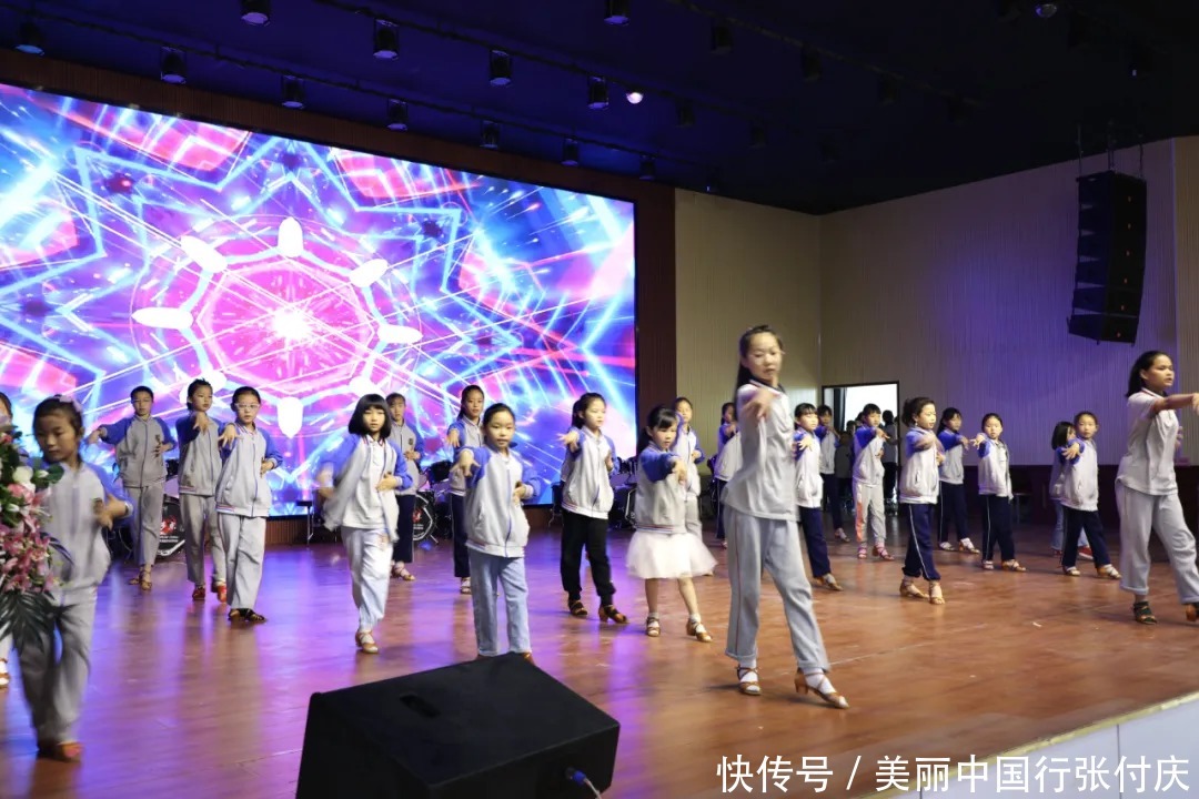 幼儿园|临颍县新时代实验学校2021年春“幼儿园一日游学观校”活动