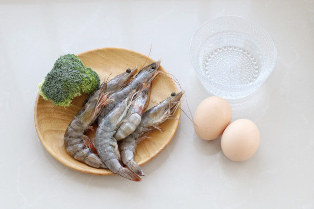 蒸蛋羹时加入这两种食材，营养丰富又提鲜，孩子吃光一碗说还要！