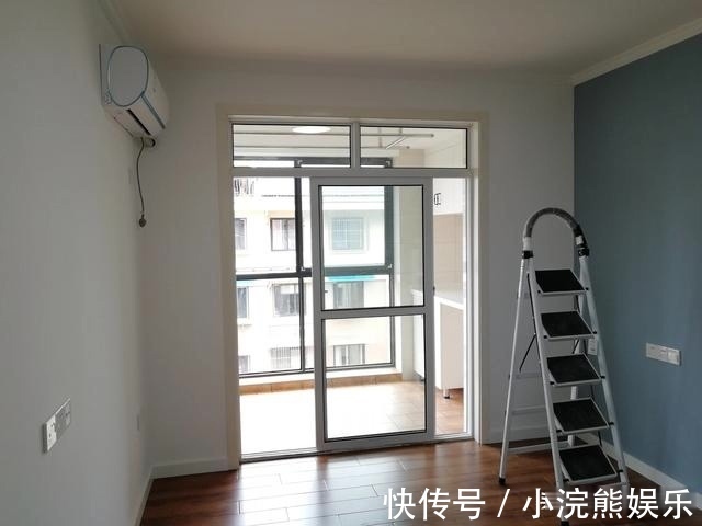 吊顶|别再傻乎乎做吊顶啦,他家只是贴石膏线条,效果还不错,分享一下