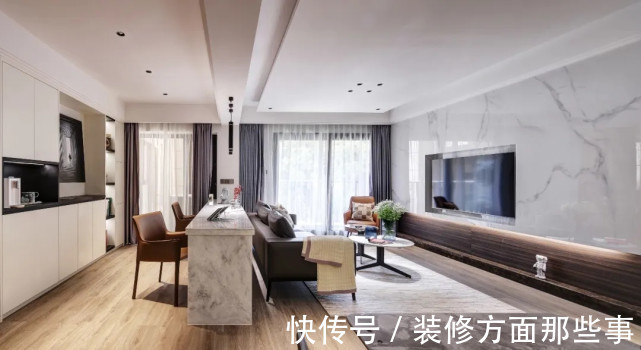 现代|125平现代风三居室,办公区后居然有一个小西厨可以作饭