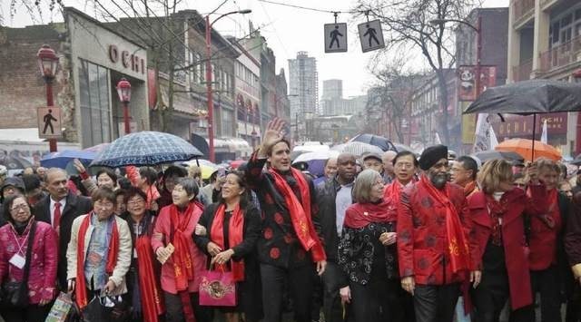 这个国家的面积比中国还要大，为感谢中国人贡献，现今立法过春节