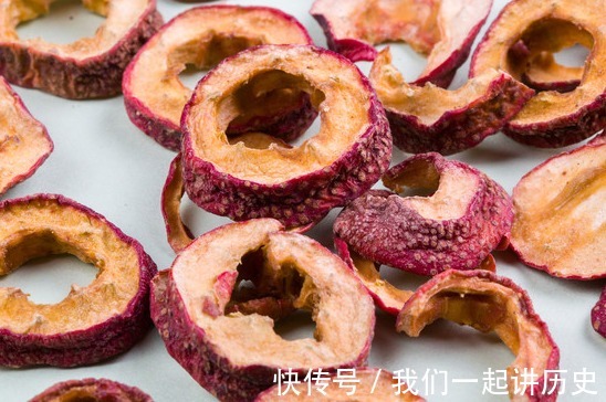 清肠|山楂和此物一起泡,每天一杯,清肠刮脂,大肚腩变小蛮腰!