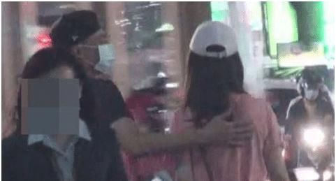 建华|霍建华夫妇被拍到街头争吵,被丈夫吼到落泪?林心如回应:没有这回事