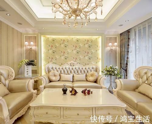 爸妈|把爸妈接过来一起住新房，他们最满意的就是客厅，直夸真漂亮！