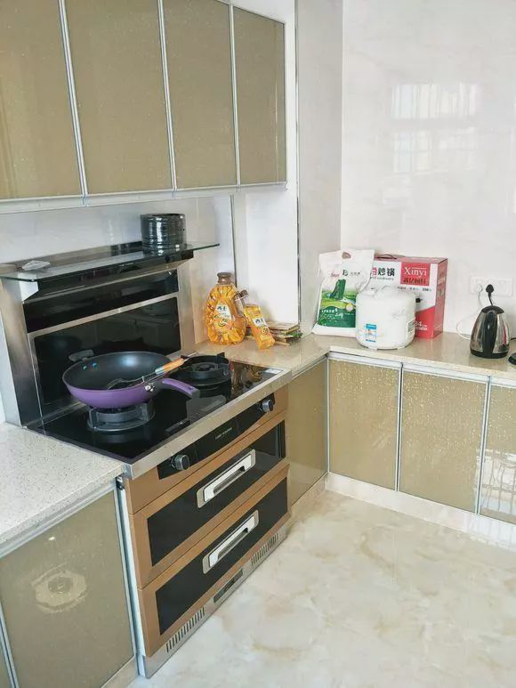 老公|老公坚持全屋贴瓷砖,一到春天,全家人恨不得去宾馆住!