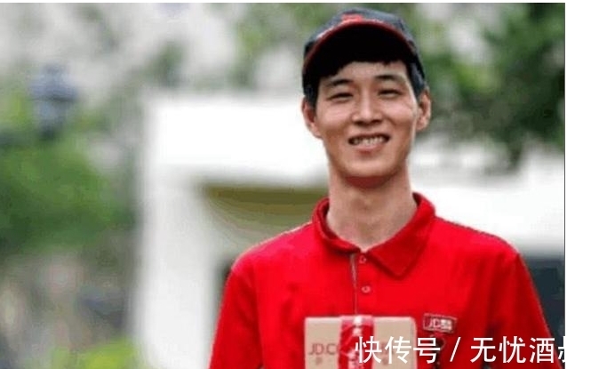 父老乡亲|他是京东第一位员工，月薪600跟了刘强东20年，现享受什么待遇