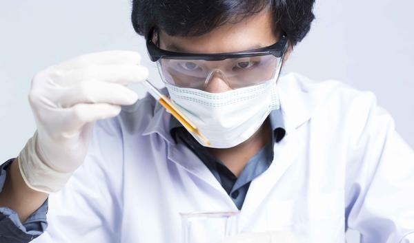 对苯二胺 染发可能致癌?存在一定风险,一年最好不要超过两次