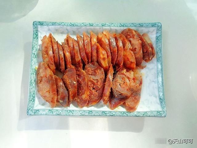 看我家下雨天午餐吃的啥?白菜粉条炖肉,好吃又暖和