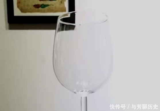 艺术生用水杯做“风景”,本以为是在“胡诌”,结果:这审美爱了!