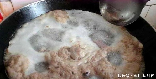 煮肉出的浮沫,是脏东西还是精华?要不要撇去?大多数人都错了