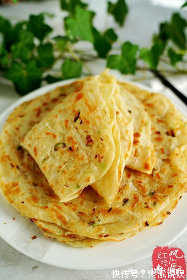 擀面棍|掌握了这个和面方法,自己也可以做手抓饼,跟卖的一样好吃一样薄