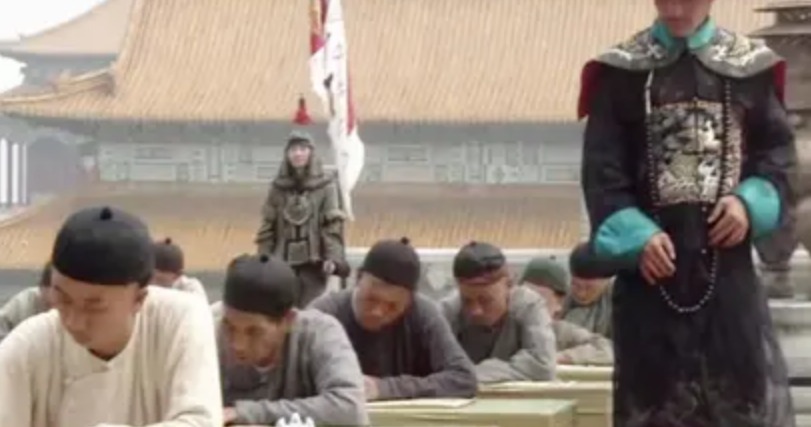  科举制|古代一奇葩考生，带着一袋子馒头参加考试，皇帝见状：状元就你了