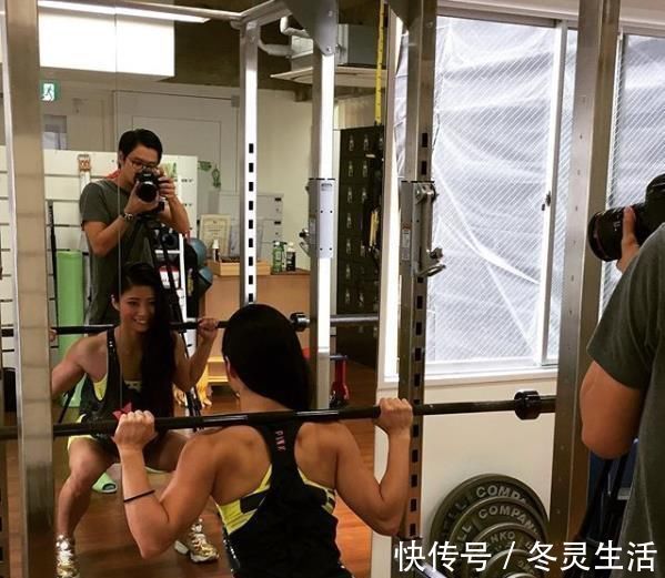 美女|日本美女私教热爱普拉提,上课之余不忘健身,好身材受学员追捧