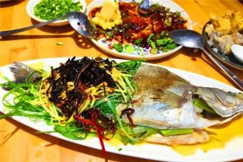 定食|吃遍大连-主食配菜小菜汤,一个盘内托出来,暖心的定食,丰富了你的肠胃~