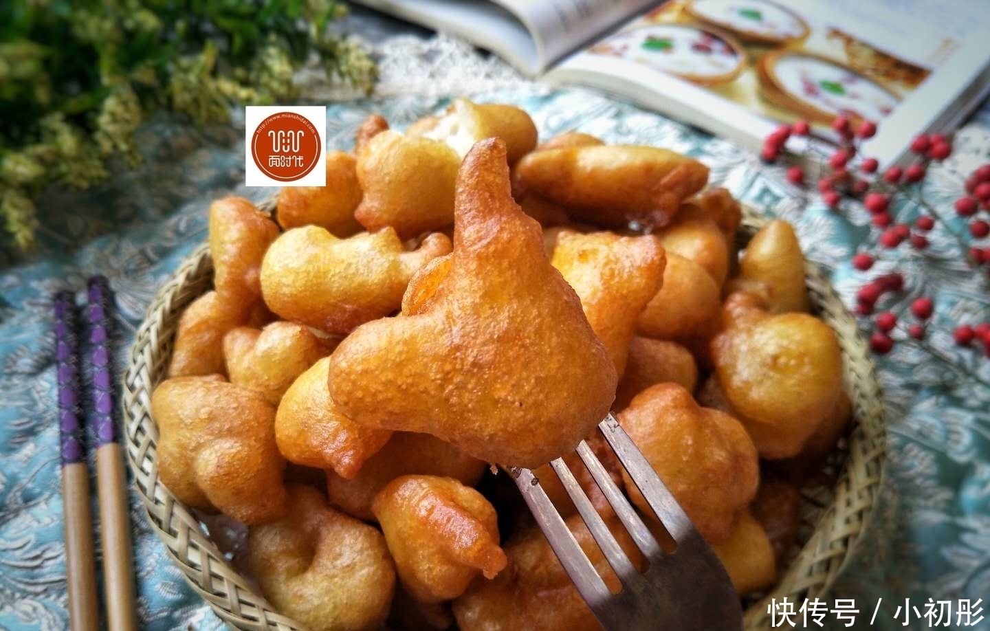 早餐懒到家做法,比丸子简单,比油条好吃,5分钟出锅,十天不坏