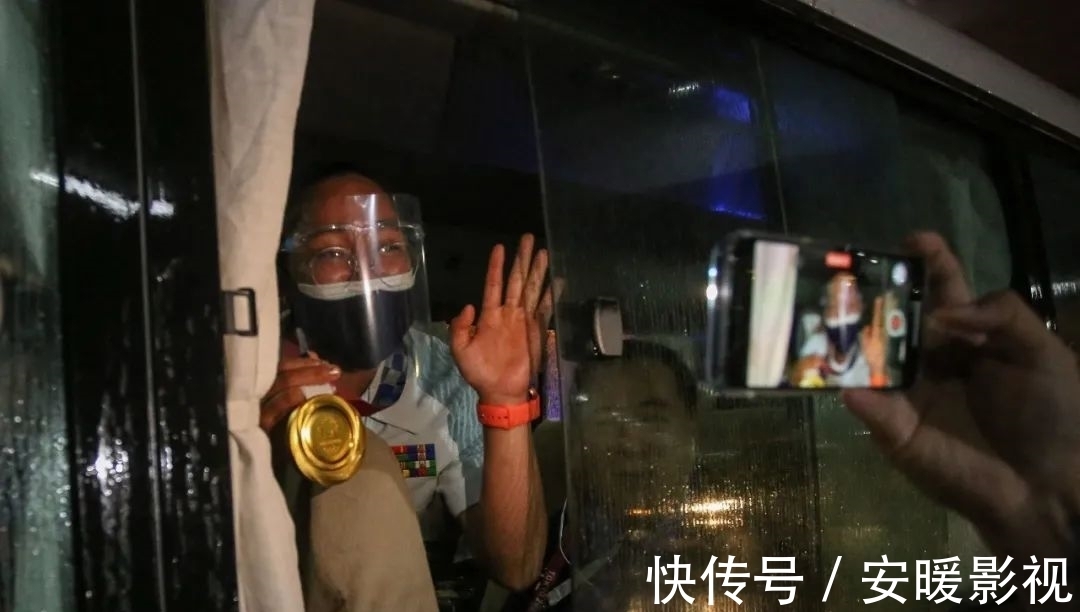 运动员|全红婵走红，丘索维金娜退役，运动员的残酷另一面