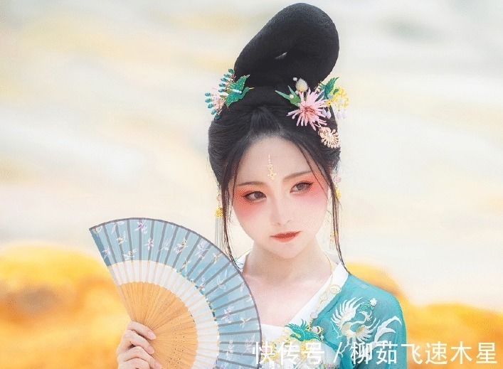 现实生活|第一眼看过去是“手办”,这样高品质的coser,你见过吗