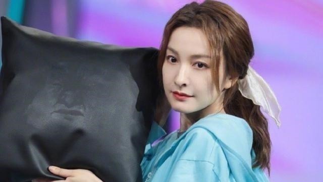 乘风破浪|现在的吴昕无疑是自信的,她知道自己的方向,也在尝试不同的东西