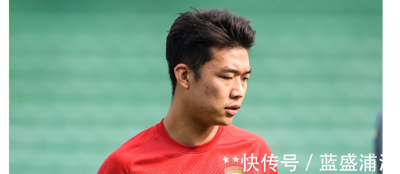 球員|李霄鵬的國家隊會使用年輕人多還是老將多中前場會多使用年輕人!