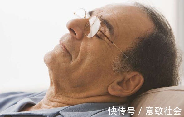 肠癌|肠癌、宫颈癌有共同信号，上厕所出现1种“迹象”，疾病已在候命