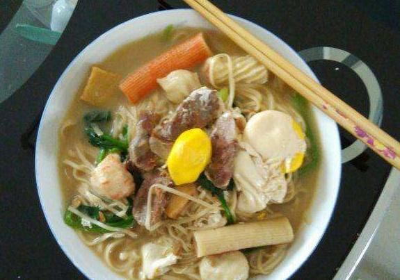  煮面条等水开了再下锅，那你煮的肯定不好吃，正确方法很简单