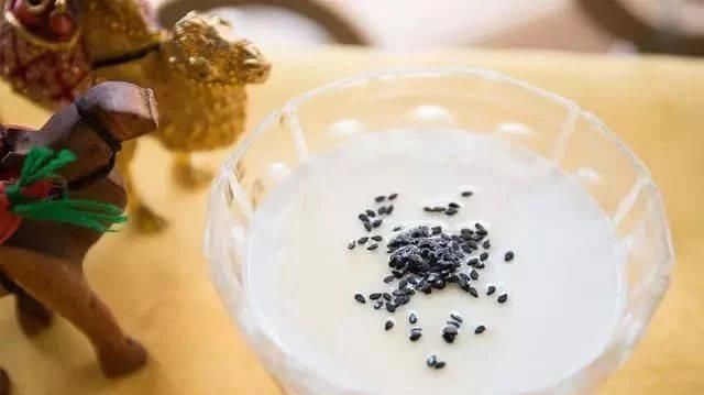 膳食纤维|便秘“终结者”公布,并不是香蕉,隔三差五吃点,或可排出老宿便