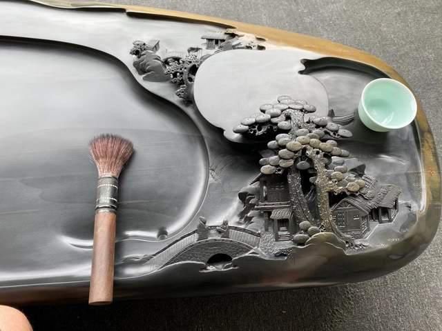 石头|把“一处风景”刻在石头上,还被朋友制成茶盘,你们说价值高了吗