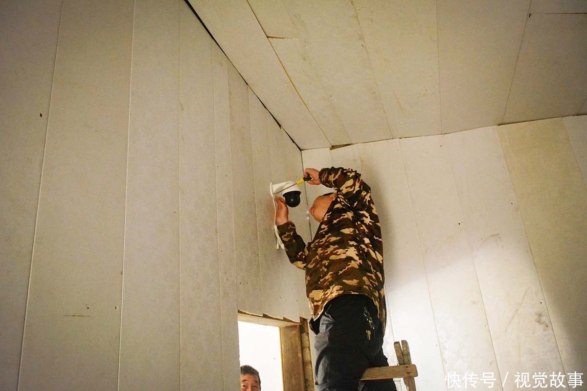 墙板|山村房屋10年无人住,村民装修“穿越时空”,看啥样子