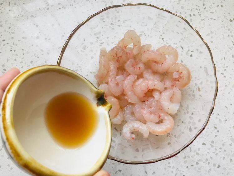 芦笋搭配虾仁，简单炒一炒，清新鲜美，营养好吃