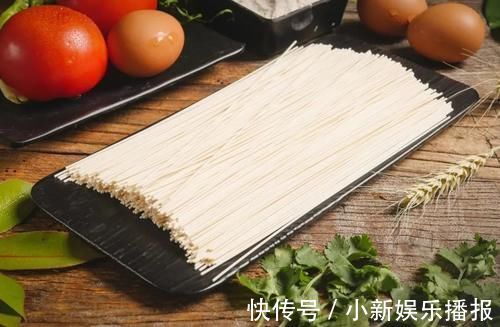 哪种面条值得买？鸡蛋面、蔬菜面、粗粮面、麦芯面？