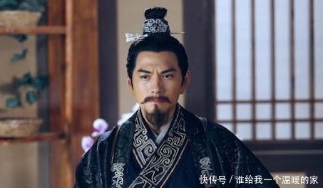 吕布|吕布都不敢和关羽正面抗衡,他却说关羽不是对手,是自不量力?