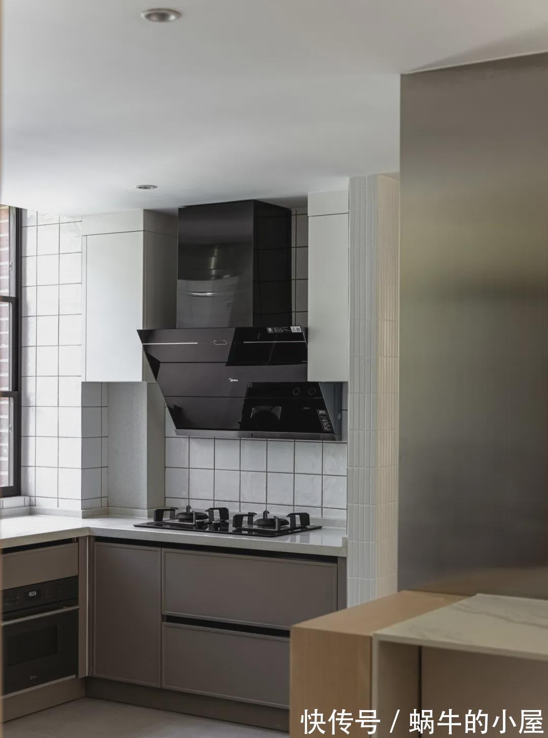 齐家云云|一家三口的142㎡温暖治愈系美家,干净利落、素净纯粹,爱了爱了