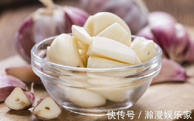 生活中可以临时替代“创可贴”的小物品