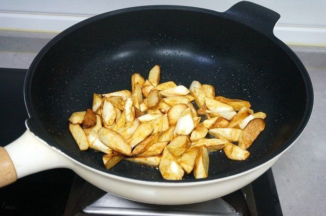 这菜比肉还贵，常吃补钙、强筋骨，就算家里再穷也要常给孩子吃