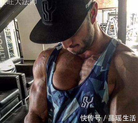 胸肌|天天去健身房，为什么胸肌还是不饱满很多人犯了这5个错误