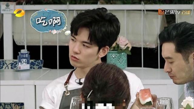 黄晓明|《中餐厅》神剪辑有多厉害瞬移穿帮、片段重复,看完不得不服!