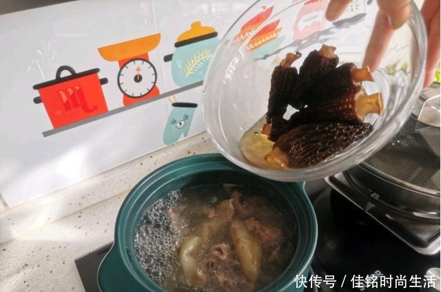 拥有非常|鸽子汤用什么辅料这几种食材是“良配”,汤鲜肉嫩,营养翻倍