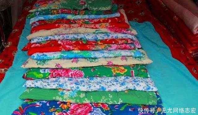老照片|1993年中国冬季老照片:没有暖气、空调,大家只能靠这些东西