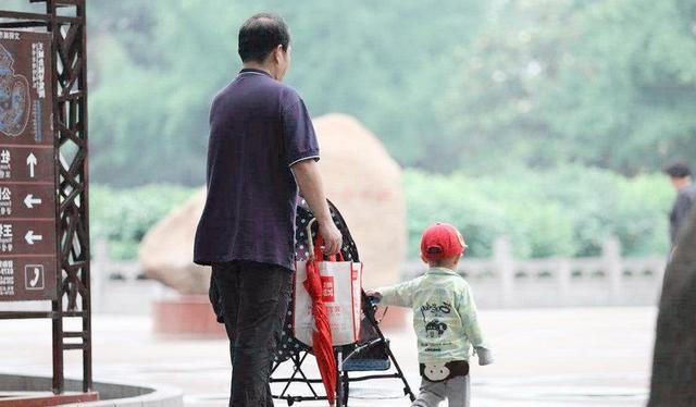 菜市场|四句话建议少对孩子说,看似哄娃实则毁娃,很多老人还常爱说