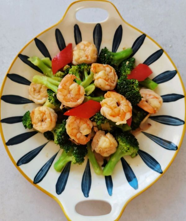 虾仁|虾仁炒西兰花